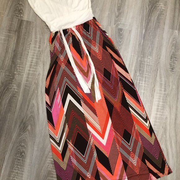 Gilli V-Neck maxi Dress Semi-Patterned Womens Medium - Picture 6 of 9